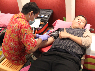 Thumb-1